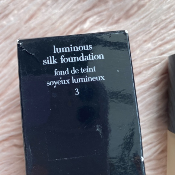 Giorgio Armani Luminous Silk Foundation #3 30ml - Picture 4 of 7